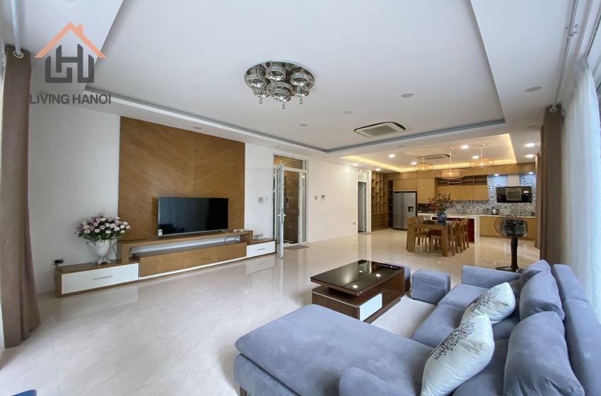House is in the perfect location for those who love convenience in Tay Ho House is in the perfect location for those who love convenience in Tay Ho
