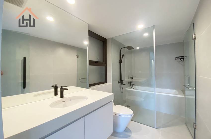 House with yard for rent with 5 bedrooms, Tay Ho, Hanoi House with yard for rent with 5 bedrooms, Tay Ho, Hanoi