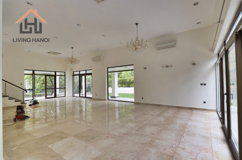 Huge villa with 5 beds for rent in Ciputra, Hanoi Huge villa with 5 beds for rent in Ciputra, Hanoi