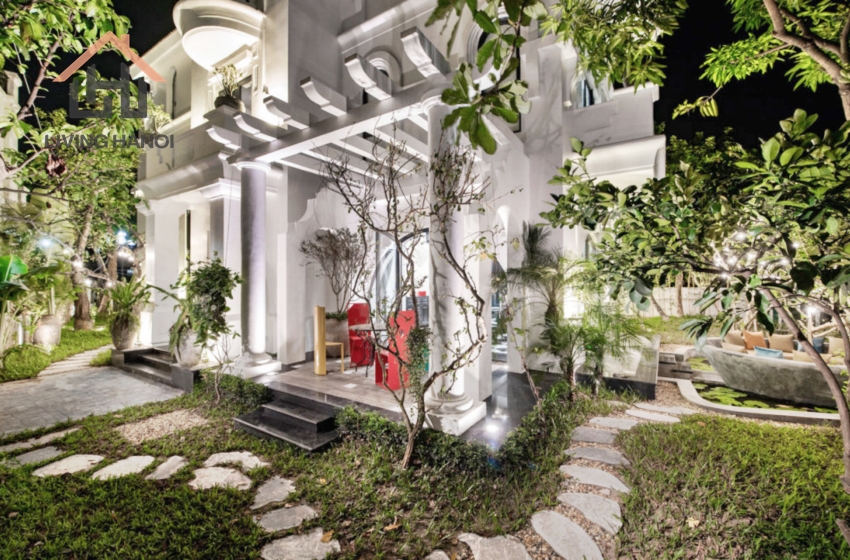 Indochine style house with 05 bedrooms available for rent in Vinhomes Riverside, Hanoi Indochine style house with 05 bedrooms available for rent in Vinhomes Riverside, Hanoi