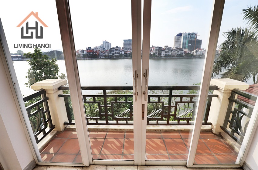 Lake-view four bedroom villa for rent in Tu Hoa, Tay Ho, Hanoi Lake-view four bedroom villa for rent in Tu Hoa, Tay Ho, Hanoi