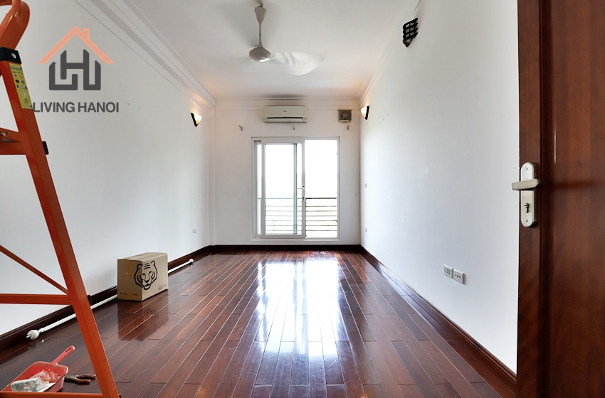 Lakefront villa with pool in Tay Ho, Hanoi Lakefront villa with pool in Tay Ho, Hanoi
