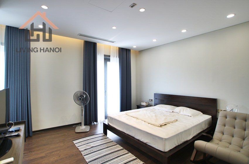 Modern villa for rent in Vinhomes Riverside, Long Bien District, Ha Noi Modern villa for rent in Vinhomes Riverside, Long Bien District, Ha Noi