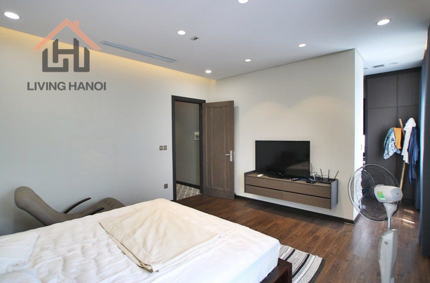 Modern villa for rent in Vinhomes Riverside, Long Bien District, Ha Noi Modern villa for rent in Vinhomes Riverside, Long Bien District, Ha Noi