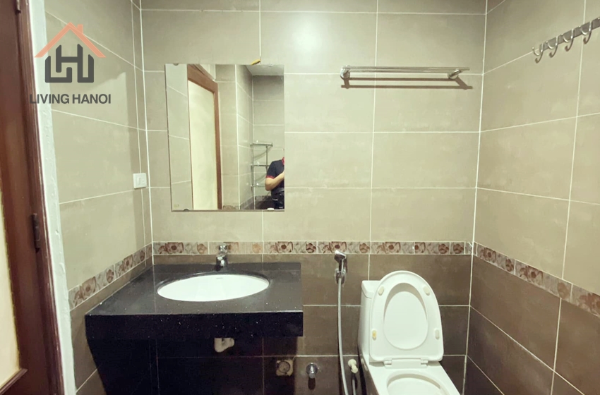 New house with yard near HCM museumin Ba Dinh, Ha Noi New house with yard near HCM museumin Ba Dinh, Ha Noi