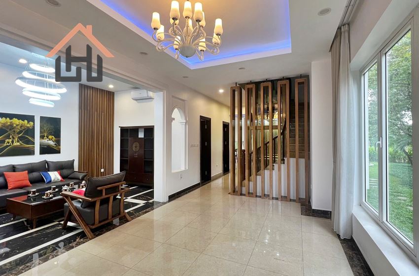 Nice and spacious villa for rent in Vinhomes Riverside, Long Bien District, Ha Noi Nice and spacious villa for rent in Vinhomes Riverside, Long Bien District, Ha Noi