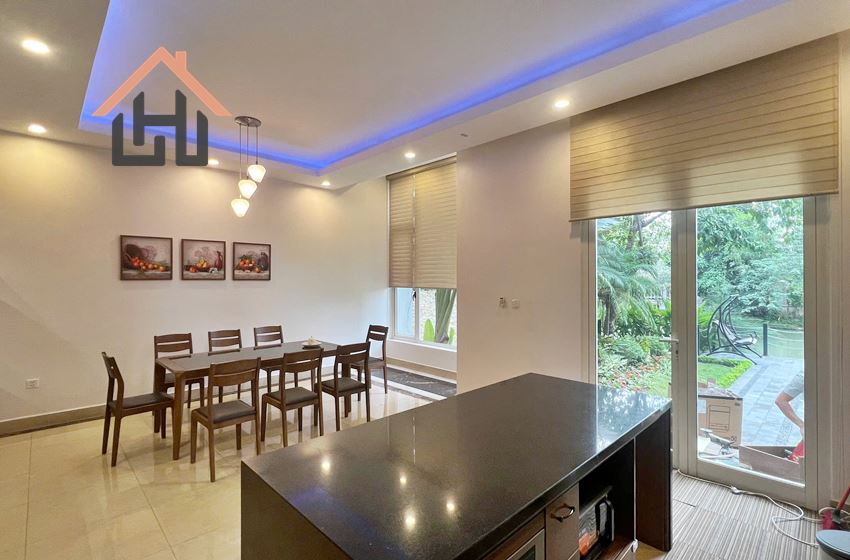 Nice and spacious villa for rent in Vinhomes Riverside, Long Bien District, Ha Noi Nice and spacious villa for rent in Vinhomes Riverside, Long Bien District, Ha Noi