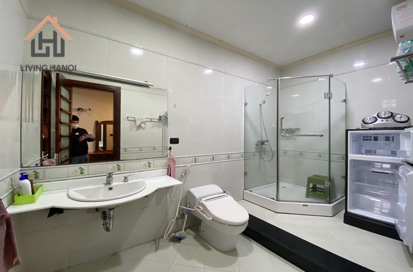 Rare house with 3 bedroom for rent in centre Ba Dinh, Hanoi Rare house with 3 bedroom for rent in centre Ba Dinh, Hanoi