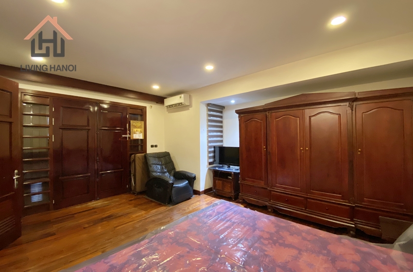 Rare house with 3 bedroom for rent in centre Ba Dinh, Hanoi Rare house with 3 bedroom for rent in centre Ba Dinh, Hanoi