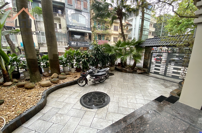Rare house with 3 bedroom for rent in centre Ba Dinh, Hanoi Rare house with 3 bedroom for rent in centre Ba Dinh, Hanoi