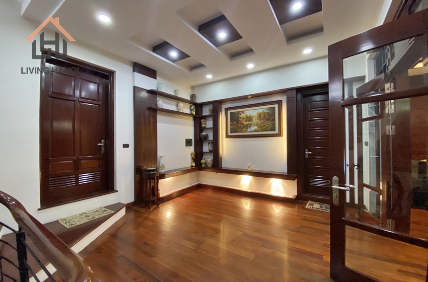 Rare house with 3 bedroom for rent in centre Ba Dinh, Hanoi Rare house with 3 bedroom for rent in centre Ba Dinh, Hanoi