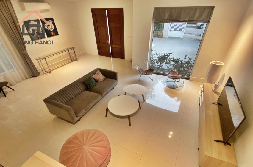Riverview 4 bedroom villa for rent in Vinhomes Riverside, Hanoi Riverview 4 bedroom villa for rent in Vinhomes Riverside, Hanoi