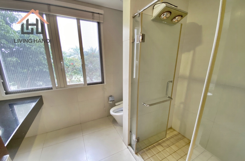 Riverview 4 bedroom villa for rent in Vinhomes Riverside, Hanoi Riverview 4 bedroom villa for rent in Vinhomes Riverside, Hanoi