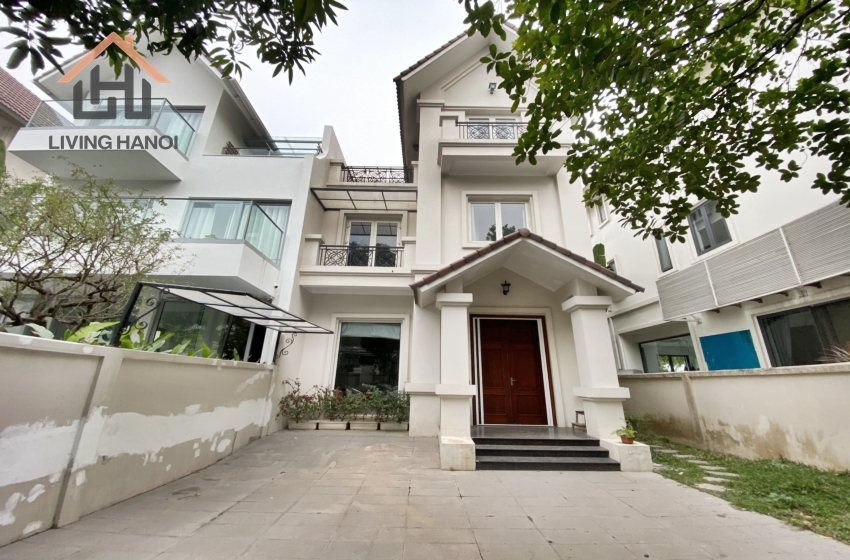 Riverview 4 bedroom villa for rent in Vinhomes Riverside, Hanoi Riverview 4 bedroom villa for rent in Vinhomes Riverside, Hanoi