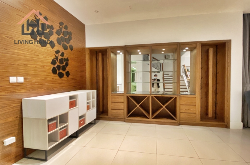 Riverview 4 bedroom villa for rent in Vinhomes Riverside, Hanoi Riverview 4 bedroom villa for rent in Vinhomes Riverside, Hanoi