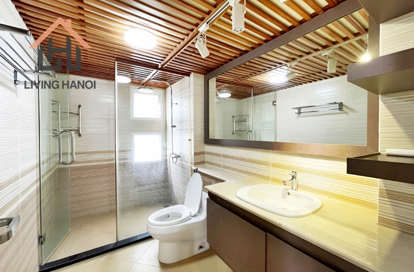 Spacious 04 bedroom house for rent in Vinhomes Riverside, Long Bien, Hanoi Spacious 04 bedroom house for rent in Vinhomes Riverside, Long Bien, Hanoi
