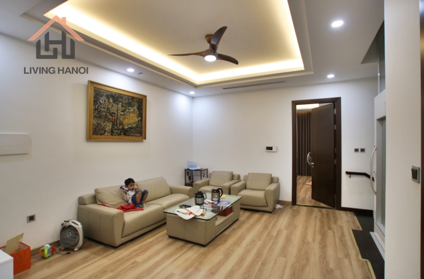 Spacious 05 bedroom house available for rent in Vinhomes Harmony, Hanoi Spacious 05 bedroom house available for rent in Vinhomes Harmony, Hanoi