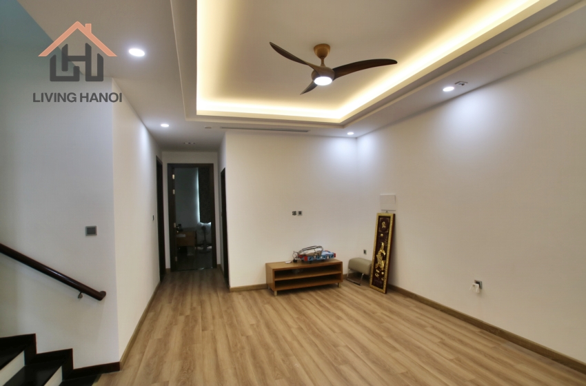 Spacious 05 bedroom house available for rent in Vinhomes Harmony, Hanoi Spacious 05 bedroom house available for rent in Vinhomes Harmony, Hanoi