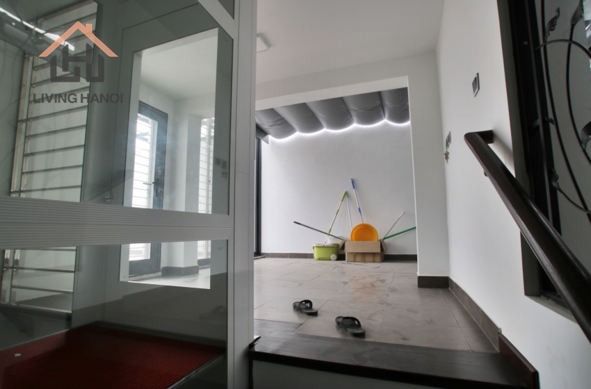 Spacious 05 bedroom house available for rent in Vinhomes Harmony, Hanoi Spacious 05 bedroom house available for rent in Vinhomes Harmony, Hanoi