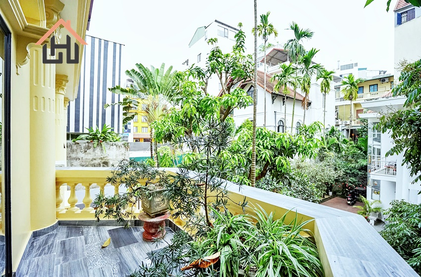 Spacious villa 04 bedrooms with swimmingpool in Tay Ho, Hanoi Spacious villa 04 bedrooms with swimmingpool in Tay Ho, Hanoi