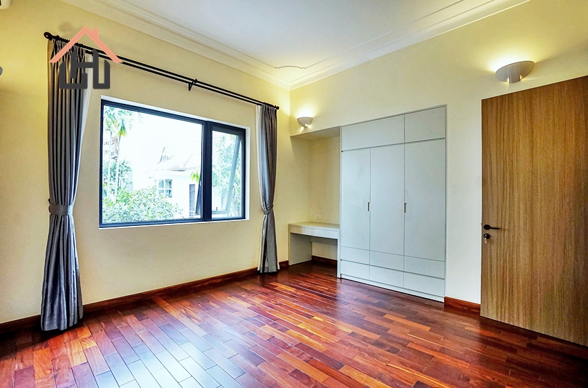 Spacious villa 04 bedrooms with swimmingpool in Tay Ho, Hanoi Spacious villa 04 bedrooms with swimmingpool in Tay Ho, Hanoi