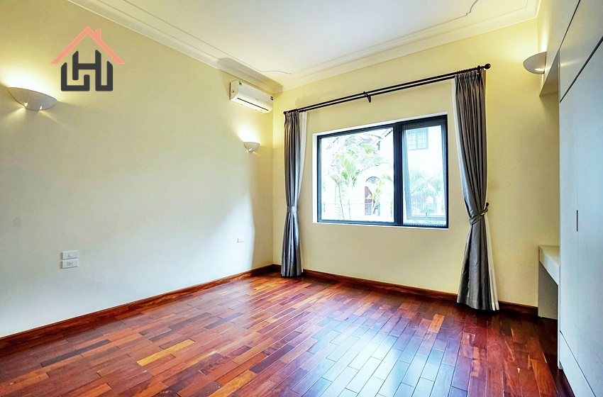 Spacious villa 04 bedrooms with swimmingpool in Tay Ho, Hanoi Spacious villa 04 bedrooms with swimmingpool in Tay Ho, Hanoi