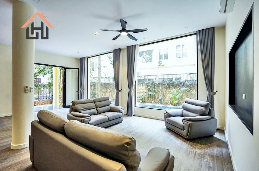 Spacious villa 04 bedrooms with swimmingpool in Tay Ho, Hanoi Spacious villa 04 bedrooms with swimmingpool in Tay Ho, Hanoi