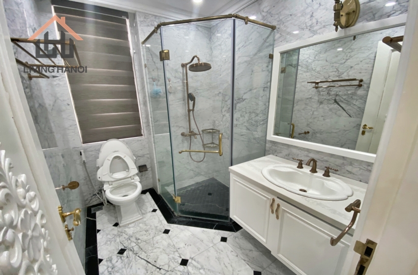 Spacious villa for rent with huge yard in Vinhomes Harmony, Hanoi Spacious villa for rent with huge yard in Vinhomes Harmony, Hanoi