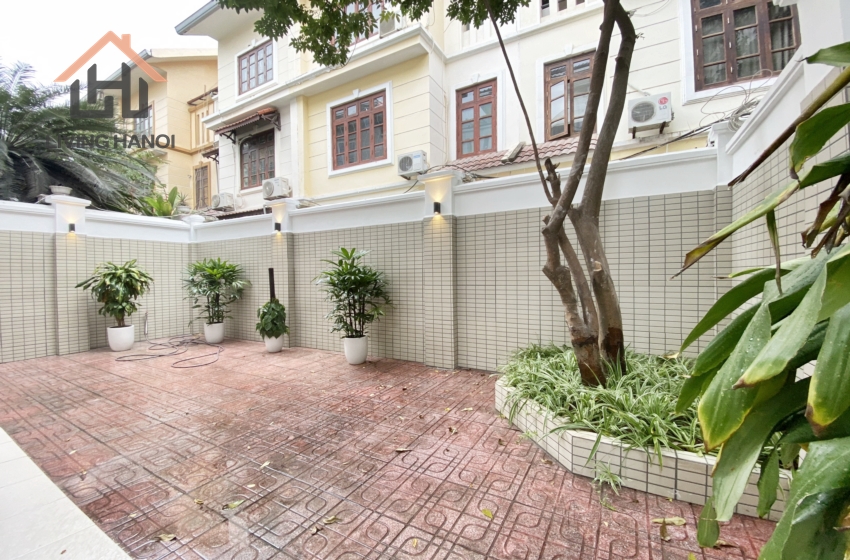 Spacious villa with 5 bedrooms for rent in Ciputra, Hanoi Spacious villa with 5 bedrooms for rent in Ciputra, Hanoi