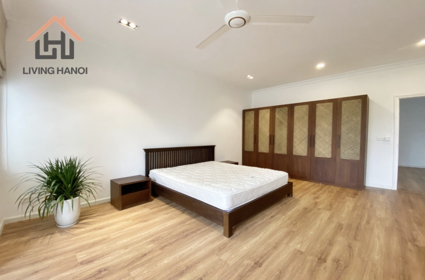 Spacious villa with 5 bedrooms for rent in Ciputra, Hanoi Spacious villa with 5 bedrooms for rent in Ciputra, Hanoi