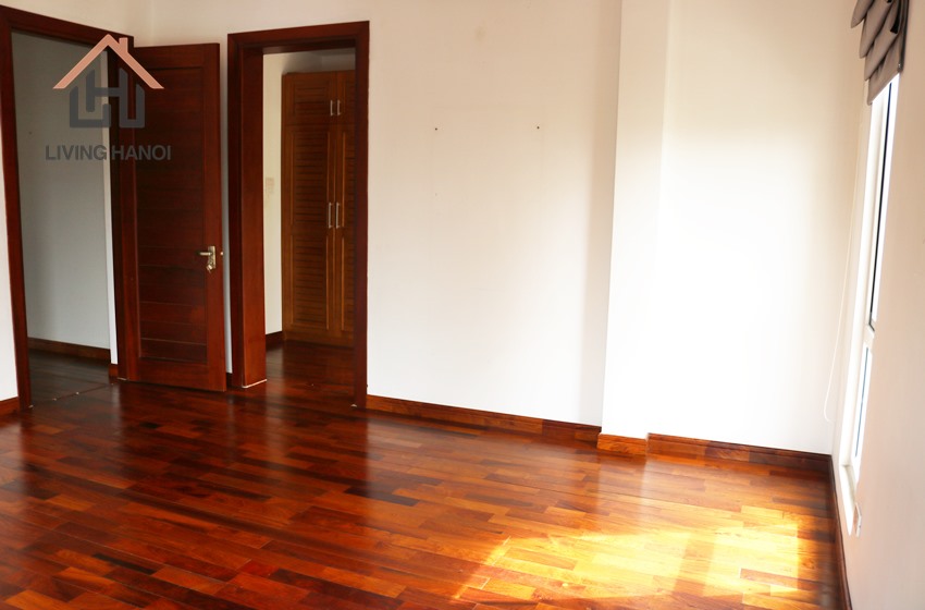 Spacious villa with swimming pool for rent in Tay Ho, Hanoi Spacious villa with swimming pool for rent in Tay Ho, Hanoi