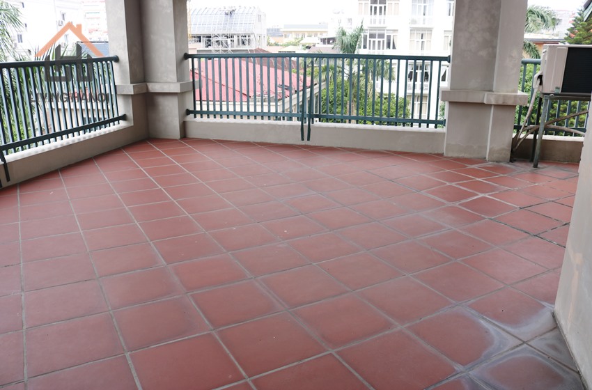 Spacious villa with swimming pool for rent in Tay Ho, Hanoi Spacious villa with swimming pool for rent in Tay Ho, Hanoi