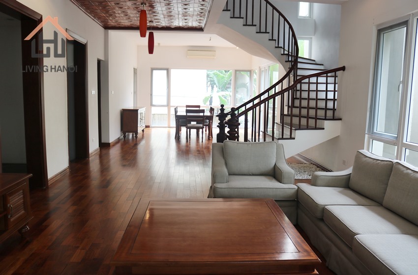 Spacious villa with swimming pool for rent in Tay Ho, Hanoi Spacious villa with swimming pool for rent in Tay Ho, Hanoi