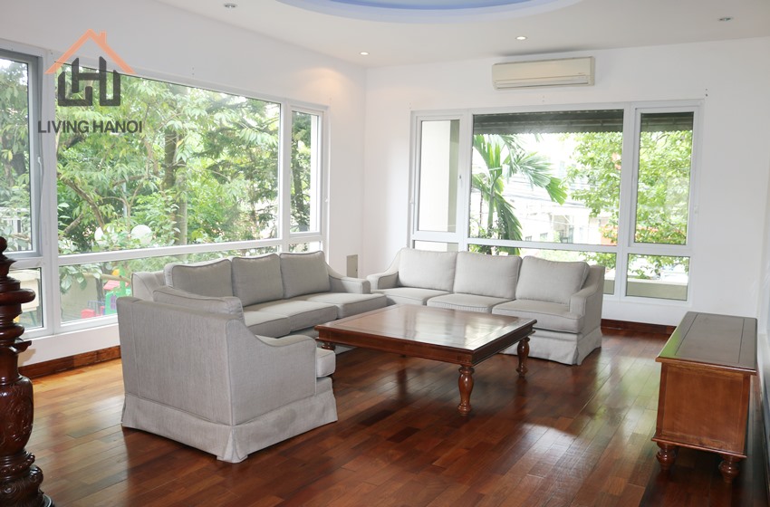 Spacious villa with swimming pool for rent in Tay Ho, Hanoi Spacious villa with swimming pool for rent in Tay Ho, Hanoi