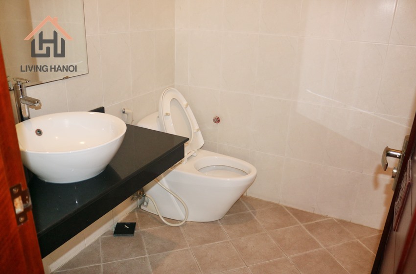 Spacious villa with swimming pool for rent in Tay Ho, Hanoi Spacious villa with swimming pool for rent in Tay Ho, Hanoi