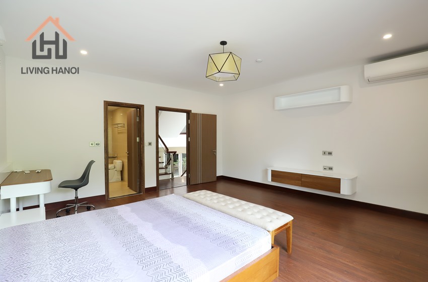 Stunning and Spacious vila for rent in Q block Ciputra, Hanoi Stunning and Spacious vila for rent in Q block Ciputra, Hanoi