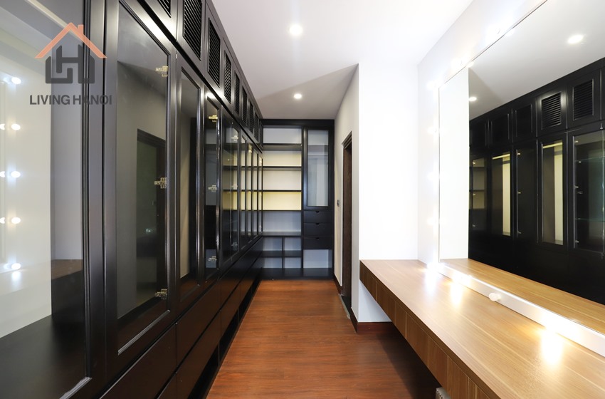 Stunning and Spacious vila for rent in Q block Ciputra, Hanoi Stunning and Spacious vila for rent in Q block Ciputra, Hanoi