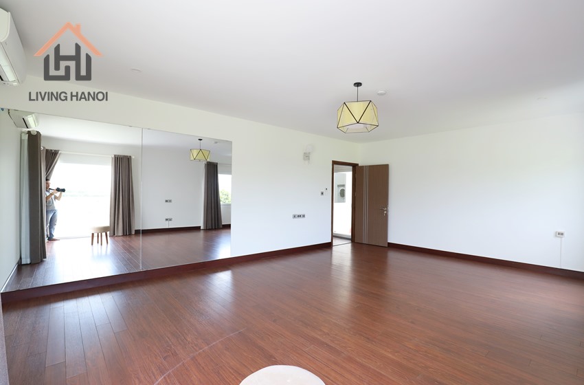 Stunning and Spacious vila for rent in Q block Ciputra, Hanoi Stunning and Spacious vila for rent in Q block Ciputra, Hanoi