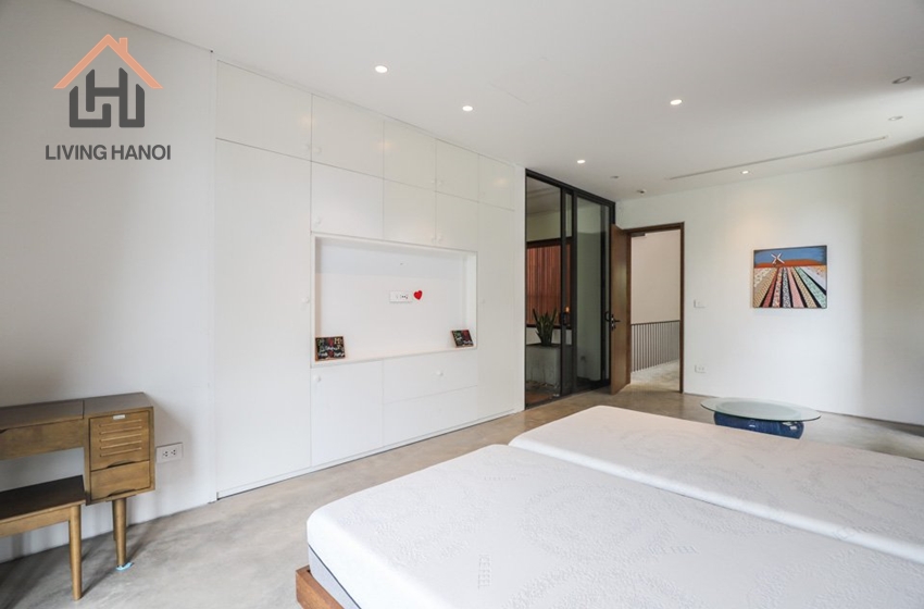 Ultra modern fully furnitures villa for rent in Vinhomes Riverside, Long Bien Ultra modern fully furnitures villa for rent in Vinhomes Riverside, Long Bien