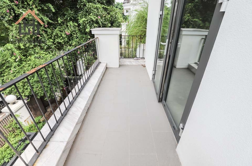 Ultra modern fully furnitures villa for rent in Vinhomes Riverside, Long Bien Ultra modern fully furnitures villa for rent in Vinhomes Riverside, Long Bien
